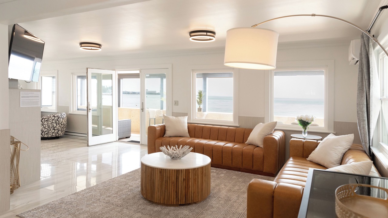 Photo of Livingroom in Niantic