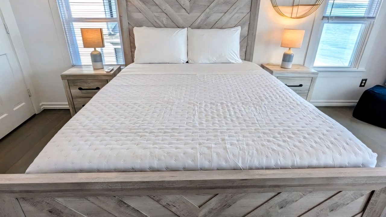 Photo of Bedroom in Niantic