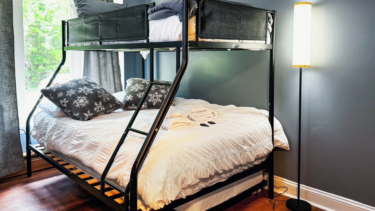 Photo of Bedroom in Conway