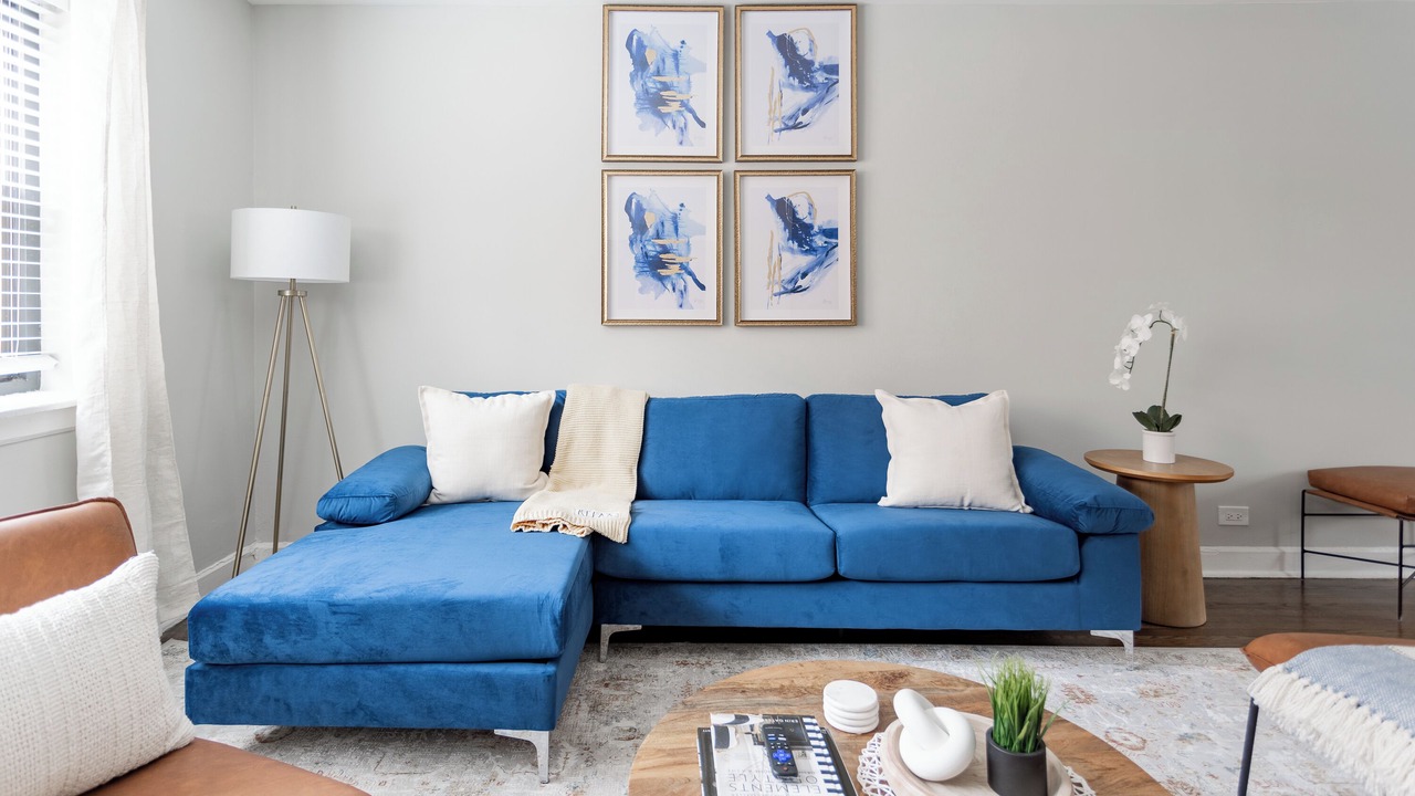 Photo of Livingroom in Rogers Park