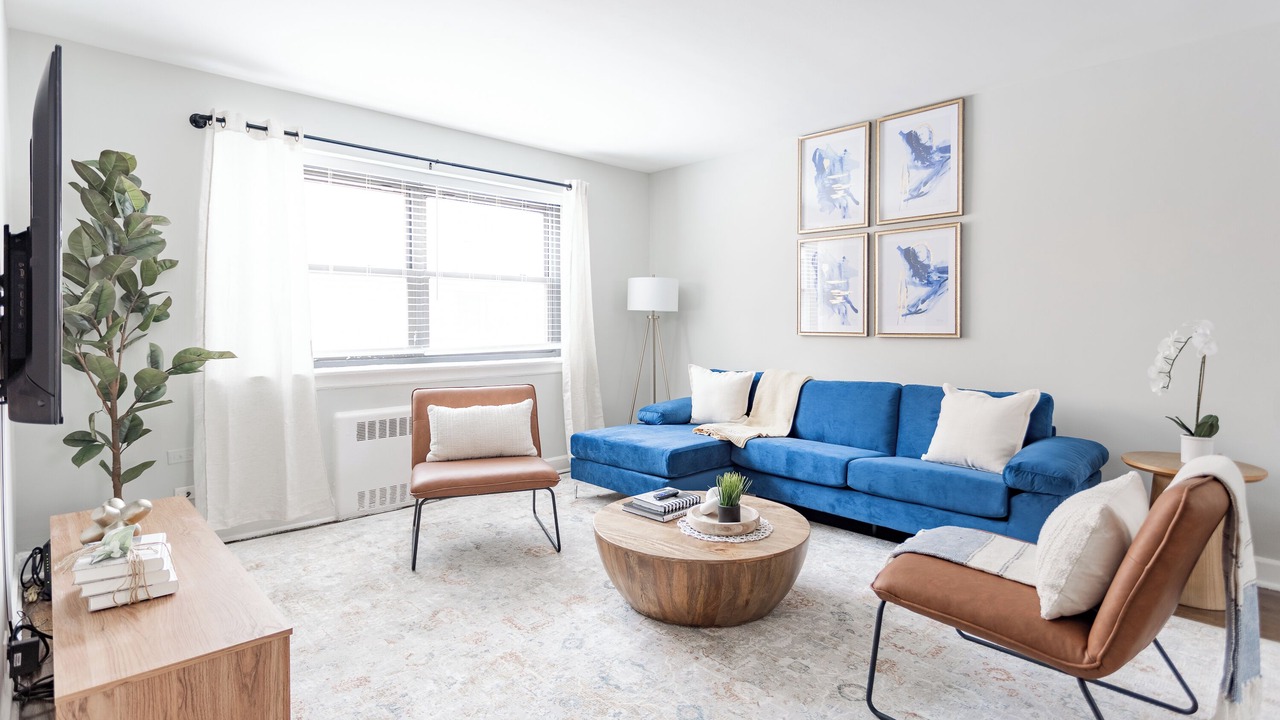Photo of Livingroom in Rogers Park