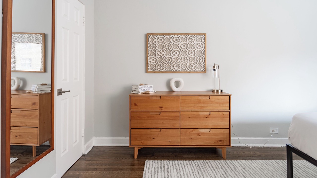 Photo of Bedroom in Rogers Park