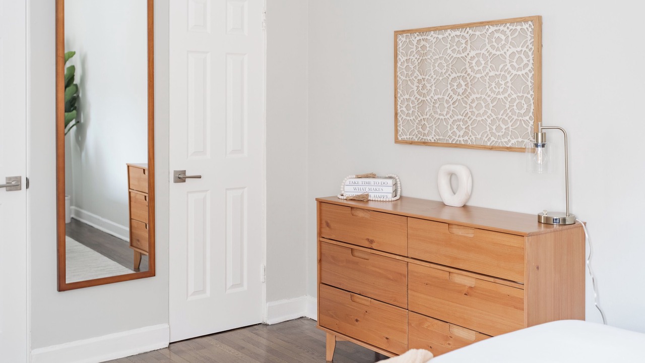 Photo of Bedroom in Rogers Park