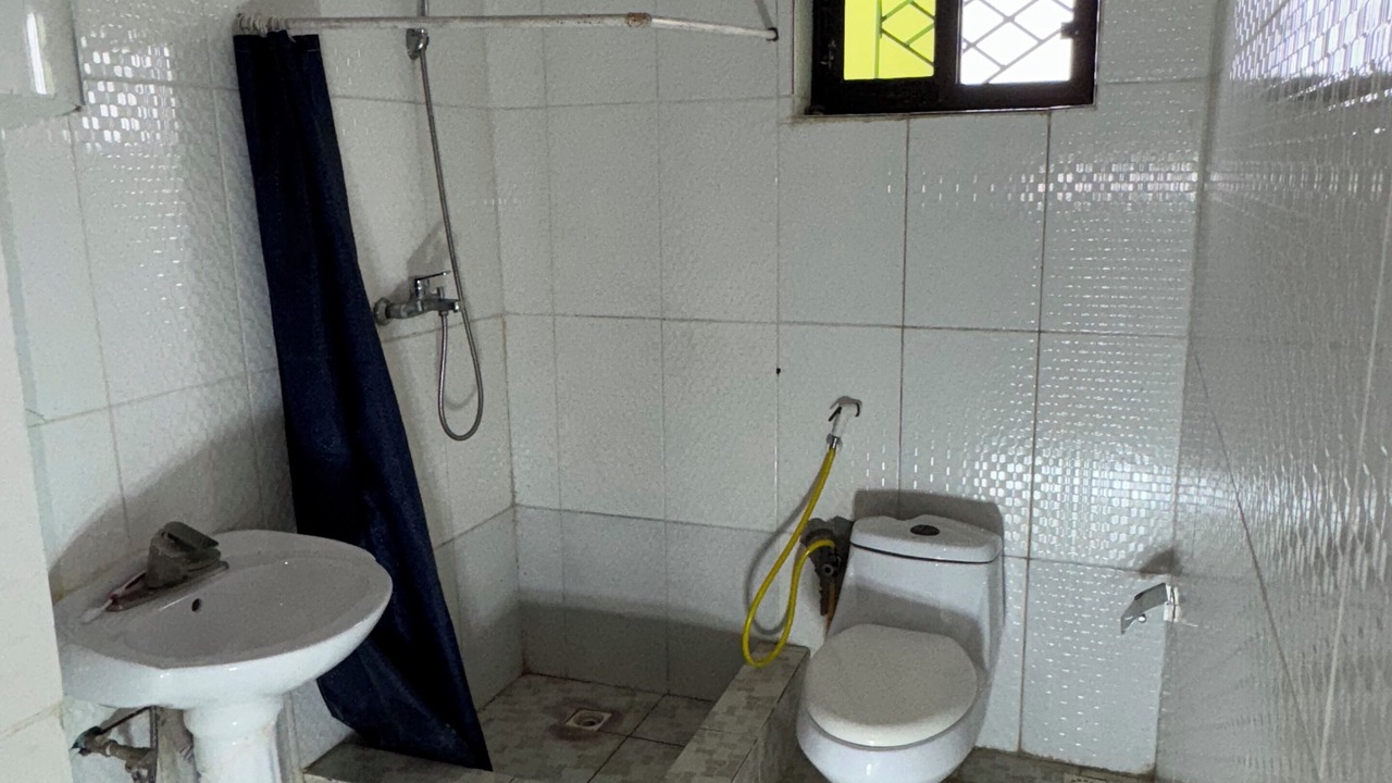 Photo of Bathroom in Freetown