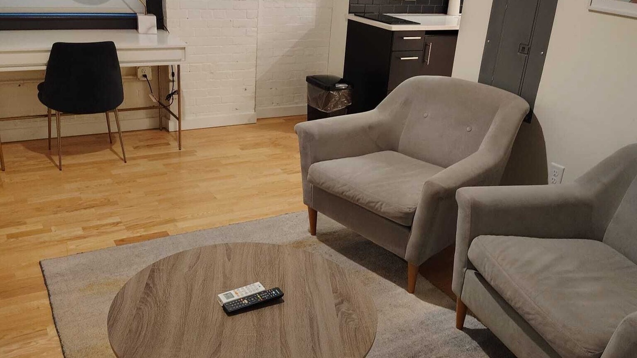 Photo of Livingroom in Downtown Hartford