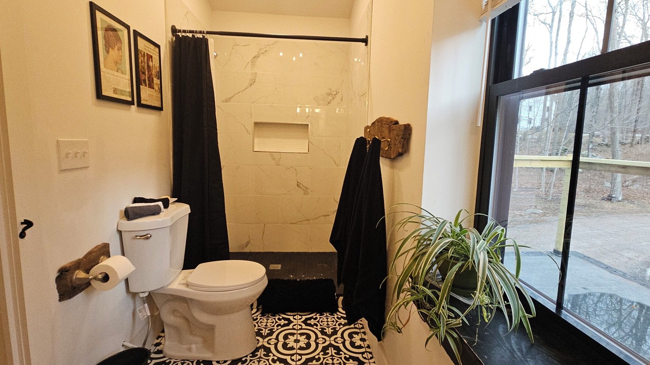 Photo of Bathroom in Clinton