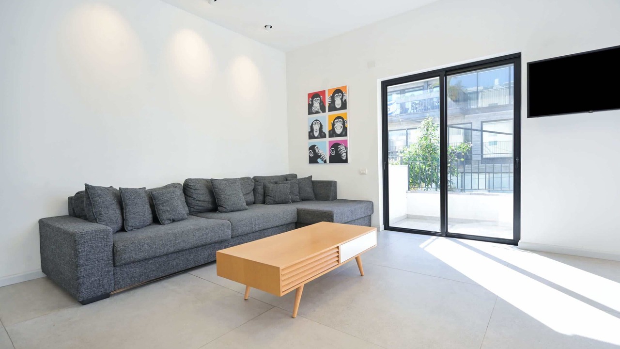 Photo of Livingroom in Old North