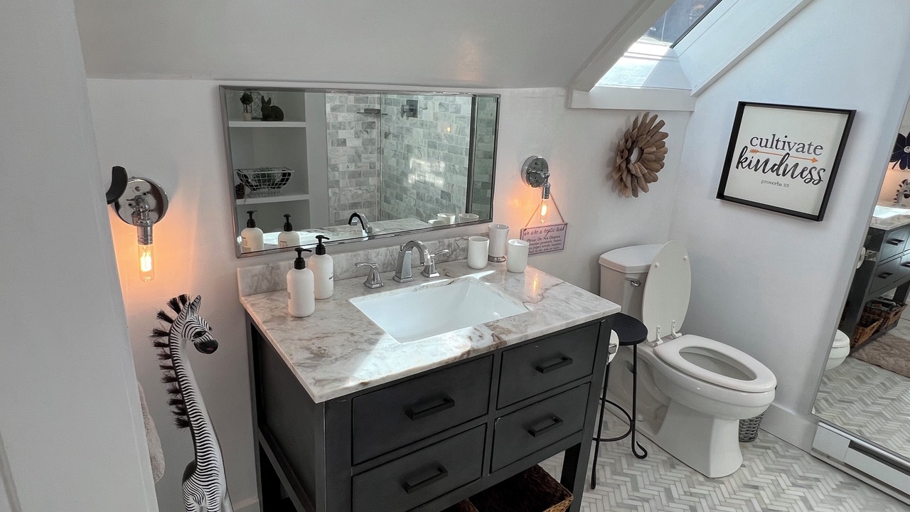 Photo of Bathroom in Lyme
