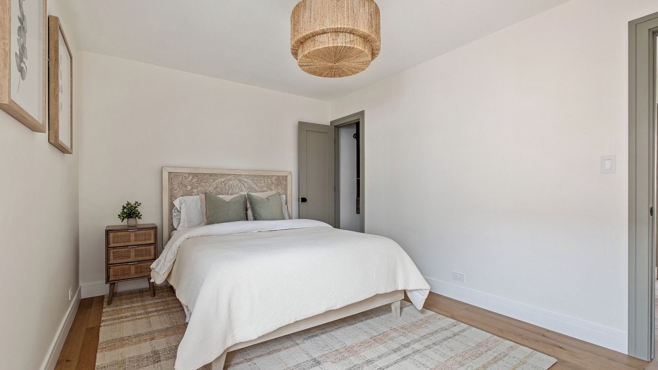 Photo of Bedroom in Skokie