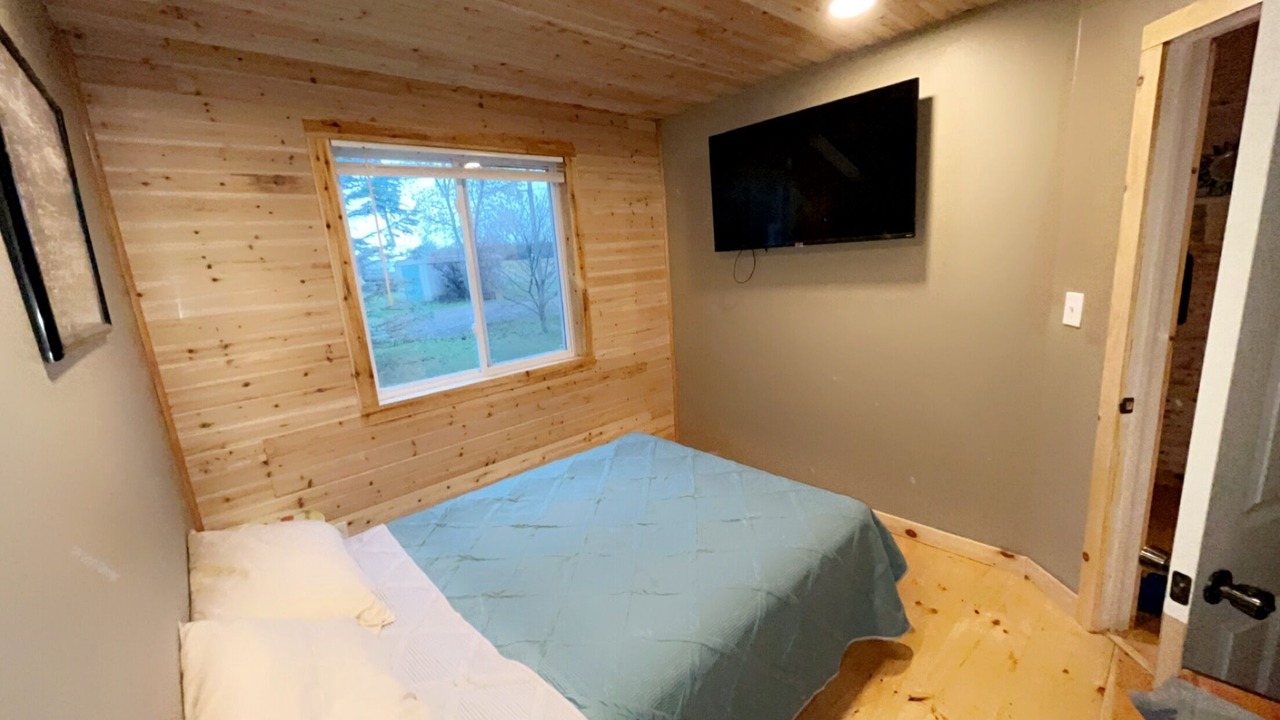 Photo of Bedroom in Crown Point