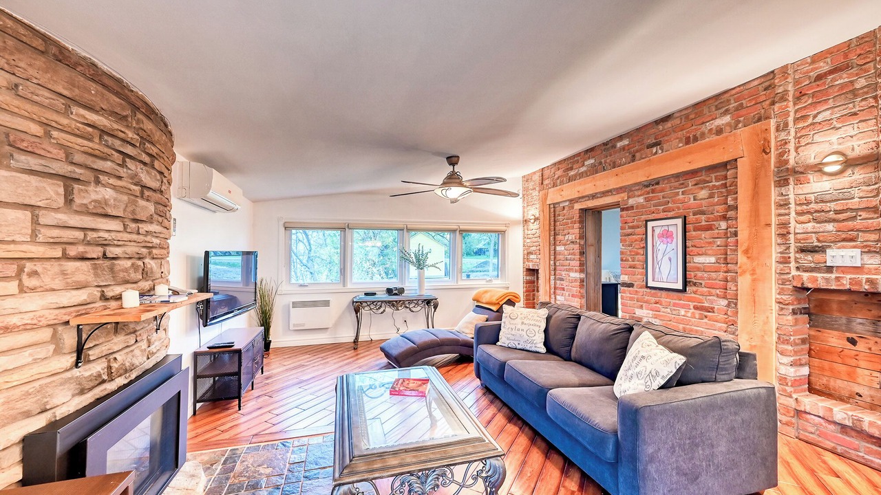 Photo of Livingroom in Saint-Mathias-sur-Richelieu