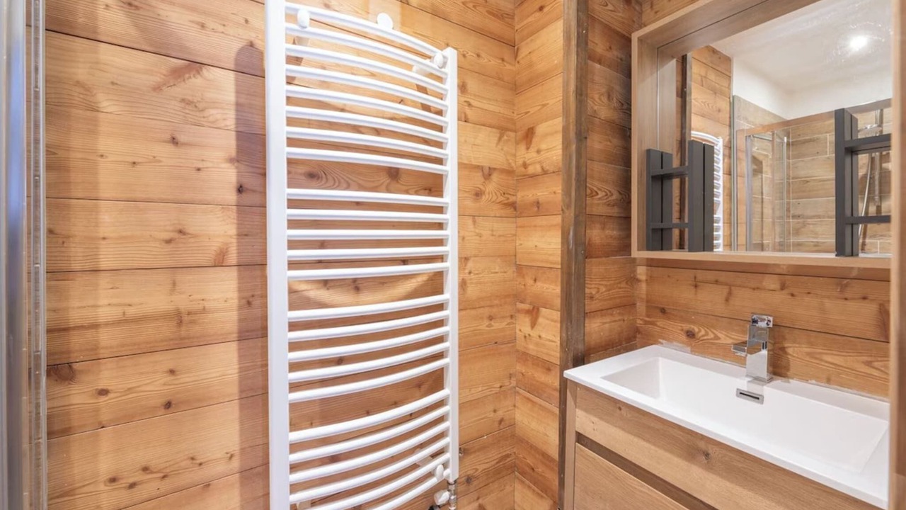 Photo of Bathroom in Viel-Alpe