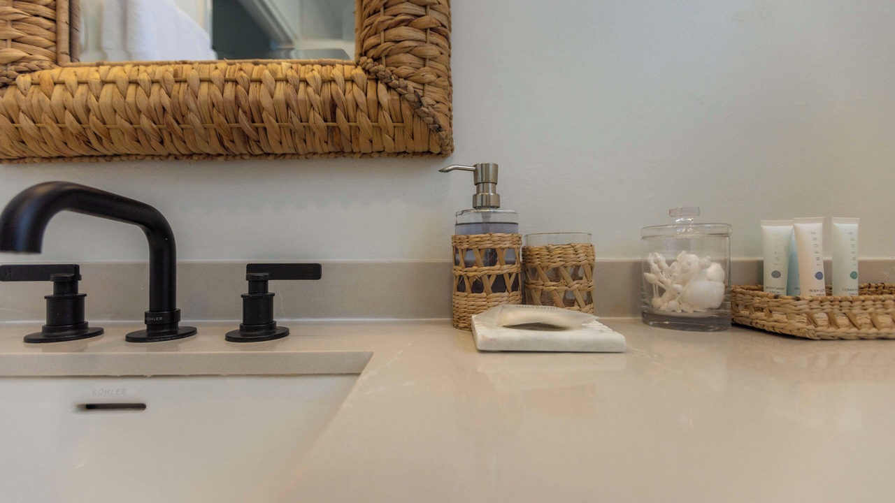 Photo of Bathroom in Salt Gut