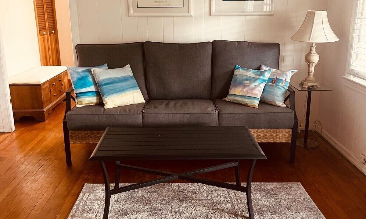 Photo of Livingroom in Jamesport
