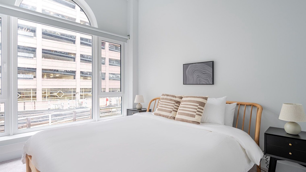 Photo of Bedroom in Downtown Chicago