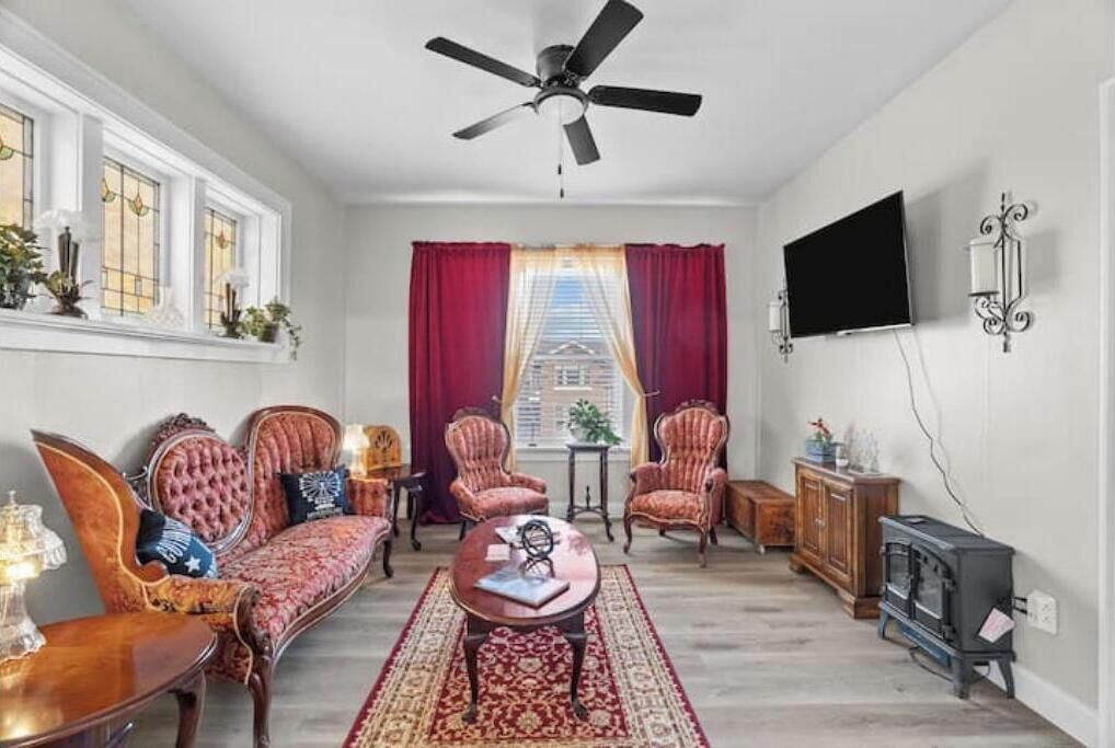 Photo of Livingroom in Southwest Garden