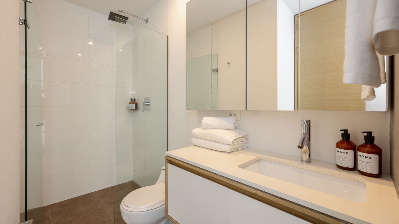 Photo of Bathroom in La Florida