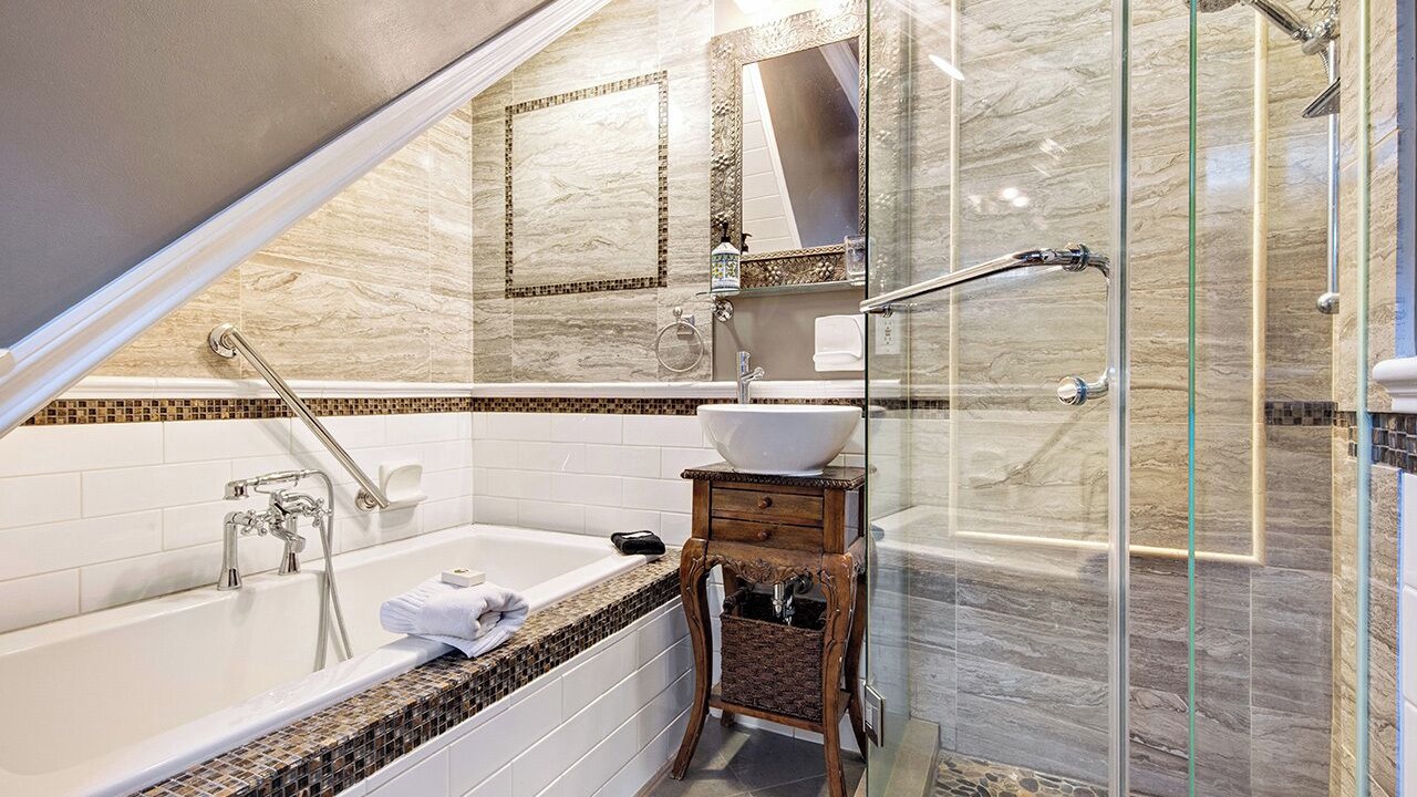 Photo of Bathroom in Grandview-Woodland