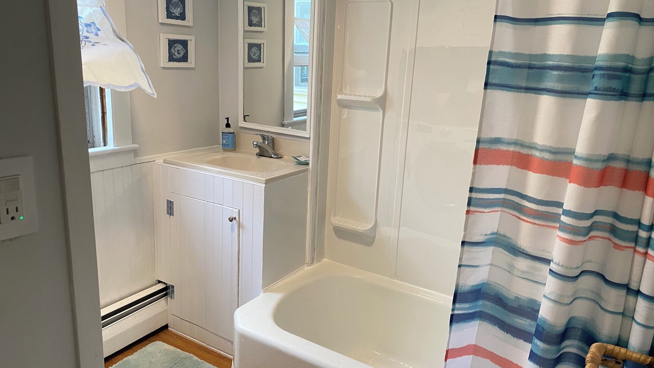 Photo of Bathroom in Old Saybrook