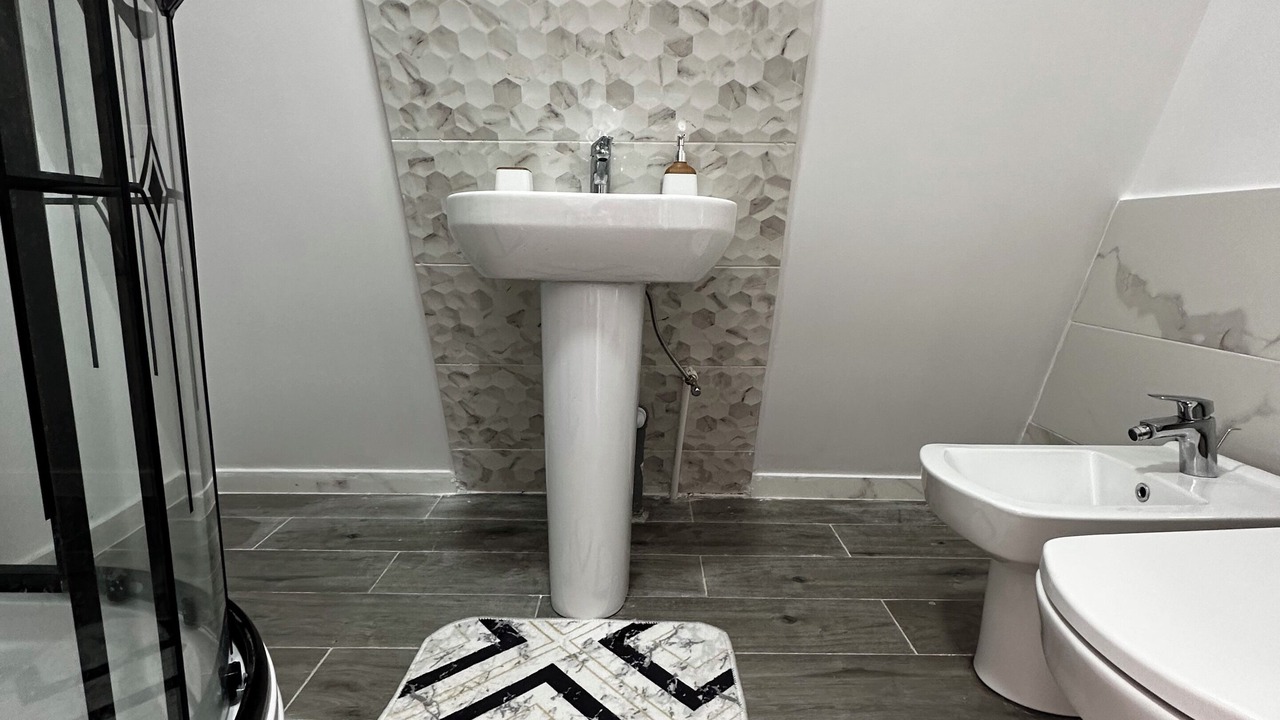 Photo of Bathroom in Likani