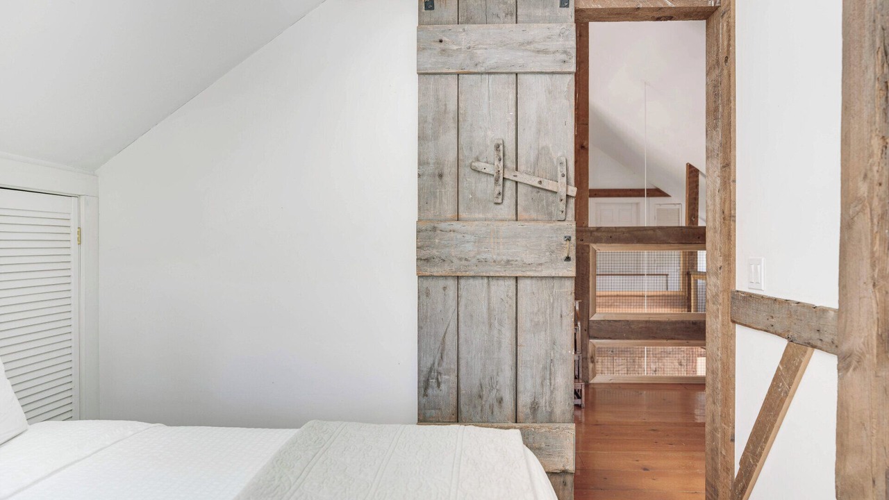 Photo of Bedroom in Amagansett North