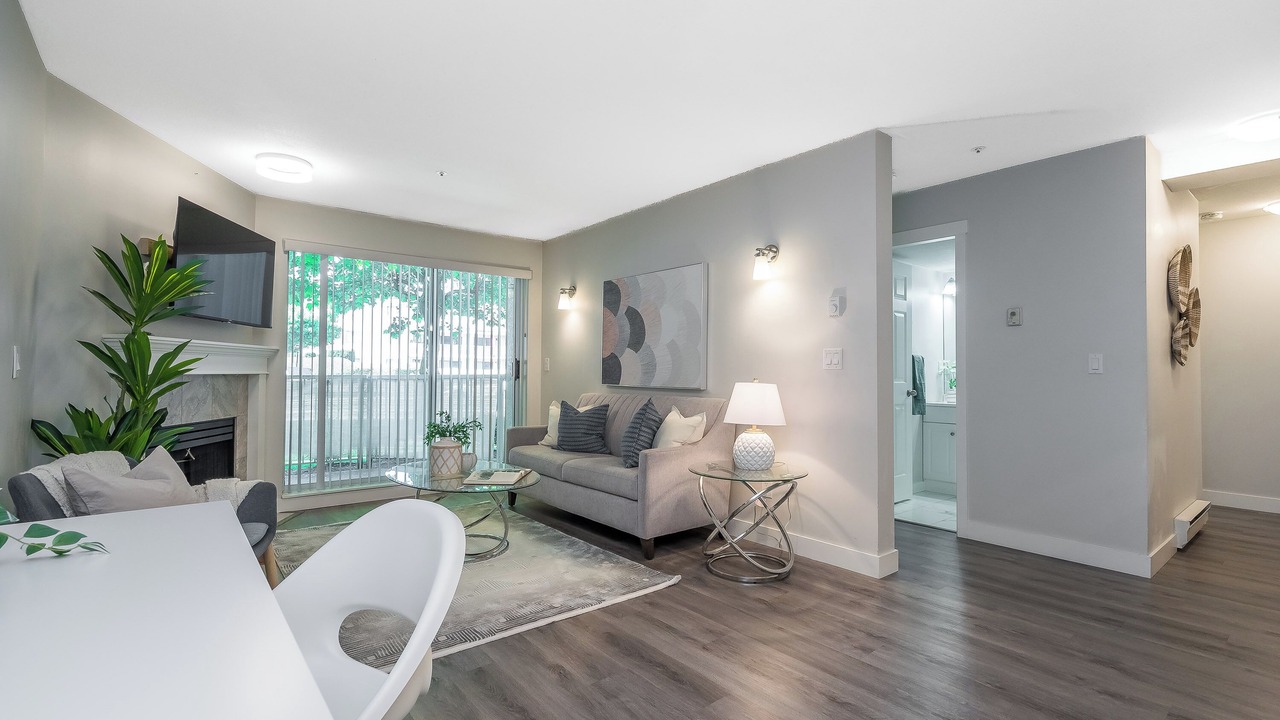 Photo of Livingroom in Abbotsford