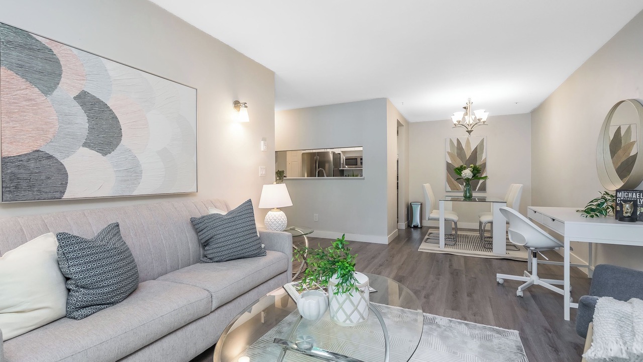 Photo of Livingroom in Abbotsford