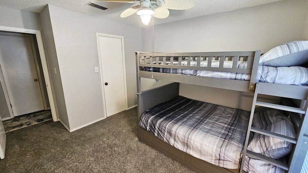 Photo of Bedroom in Lewisville