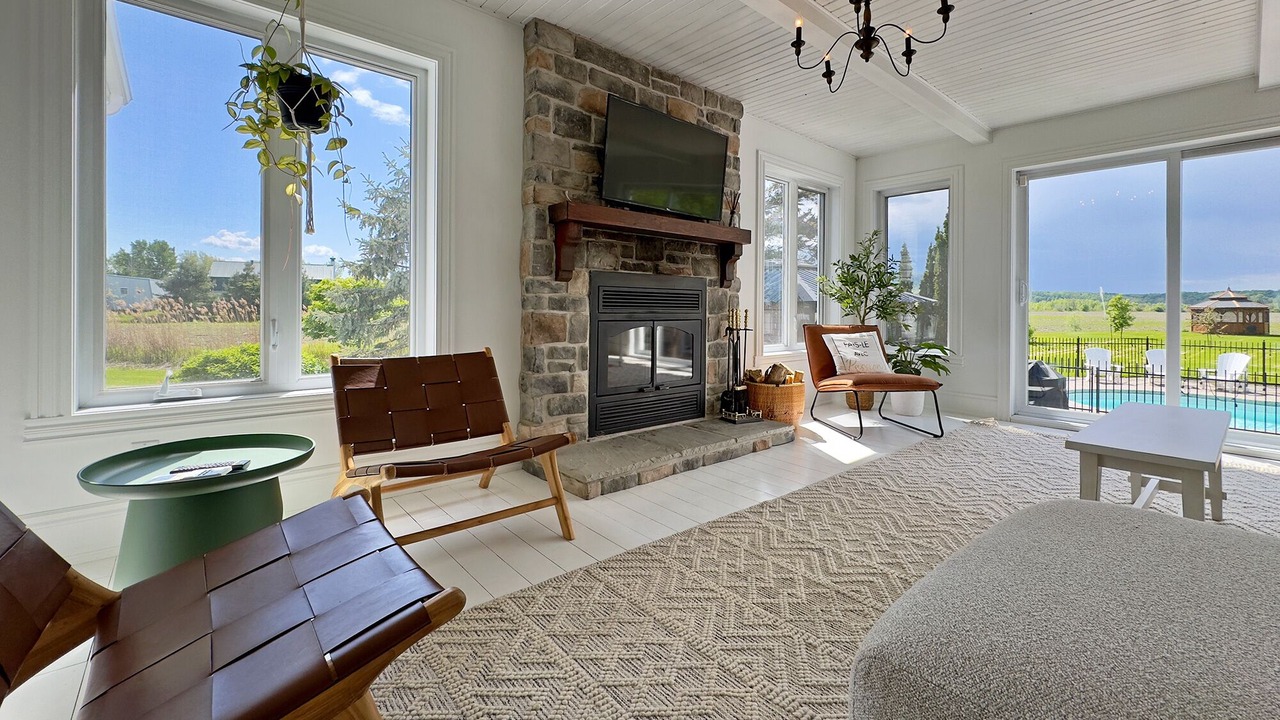 Photo of Livingroom in Saint Basile le Grand