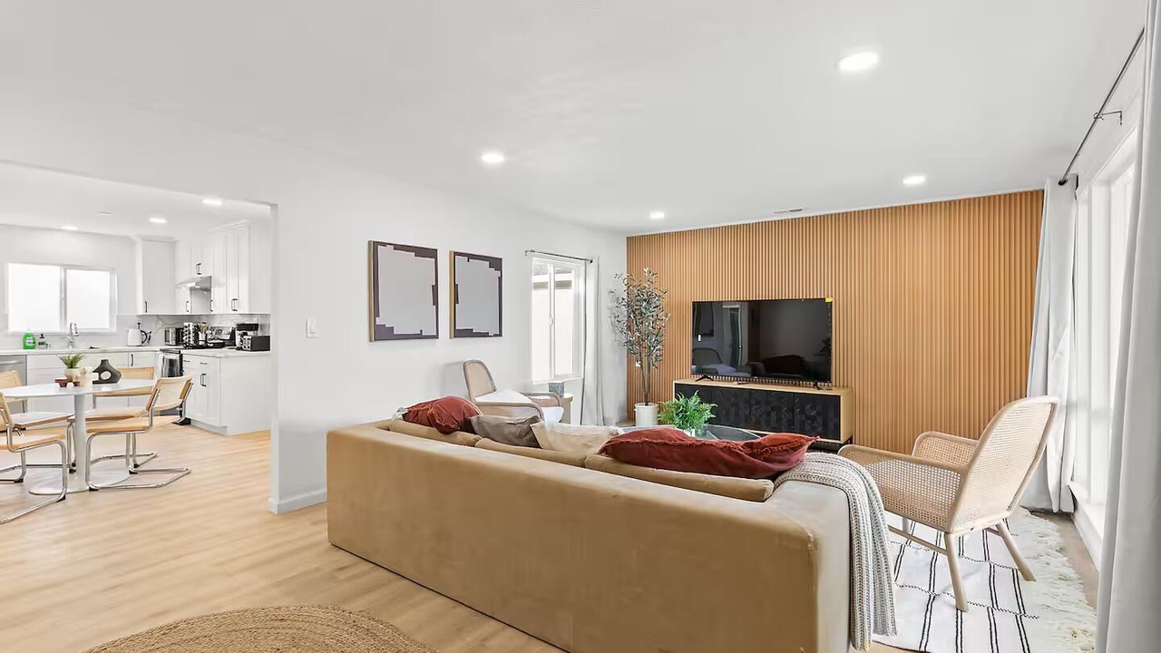 Photo of Livingroom in Redwood City