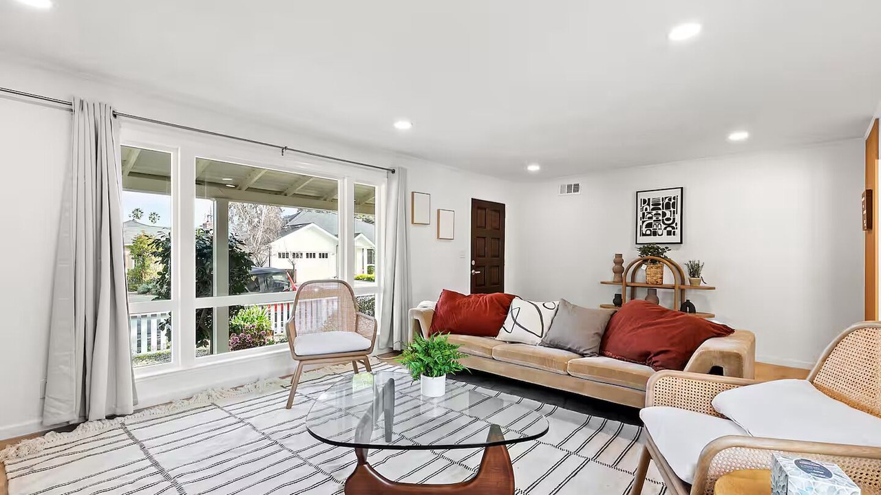 Photo of Livingroom in Redwood City