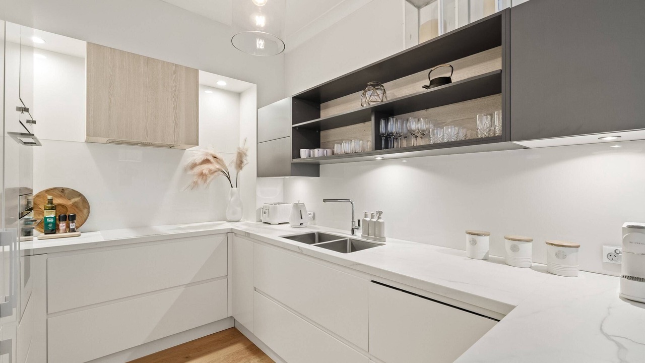 Photo of Kitchen in Elizabeth Bay