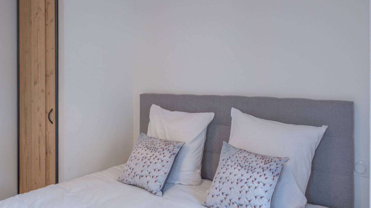 Photo of Bedroom in Eclose-Est