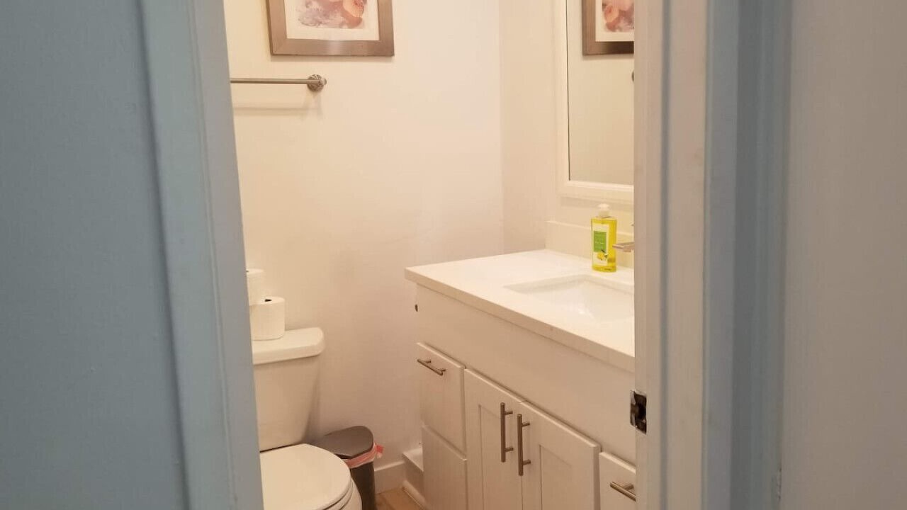 Photo of Bathroom in Marina Peninsula