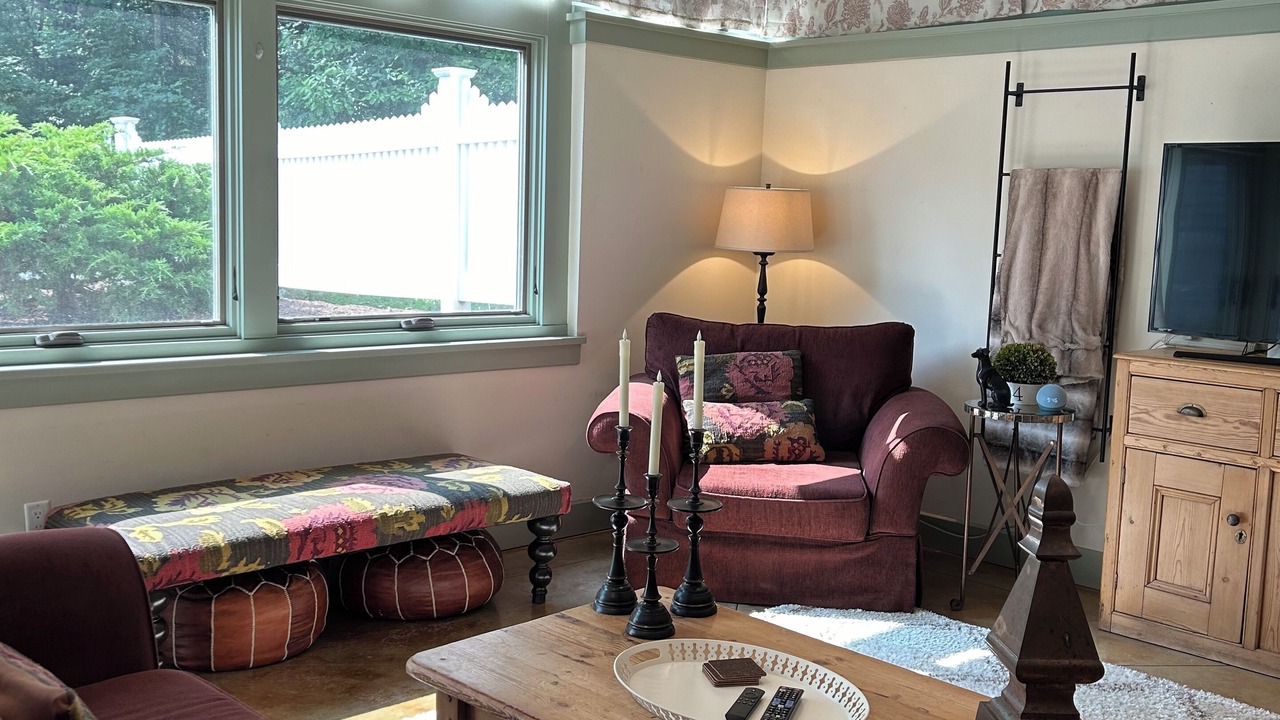 Photo of Livingroom in Old Lyme