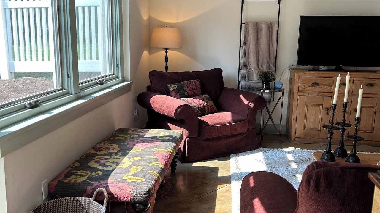 Photo of Livingroom in Old Lyme