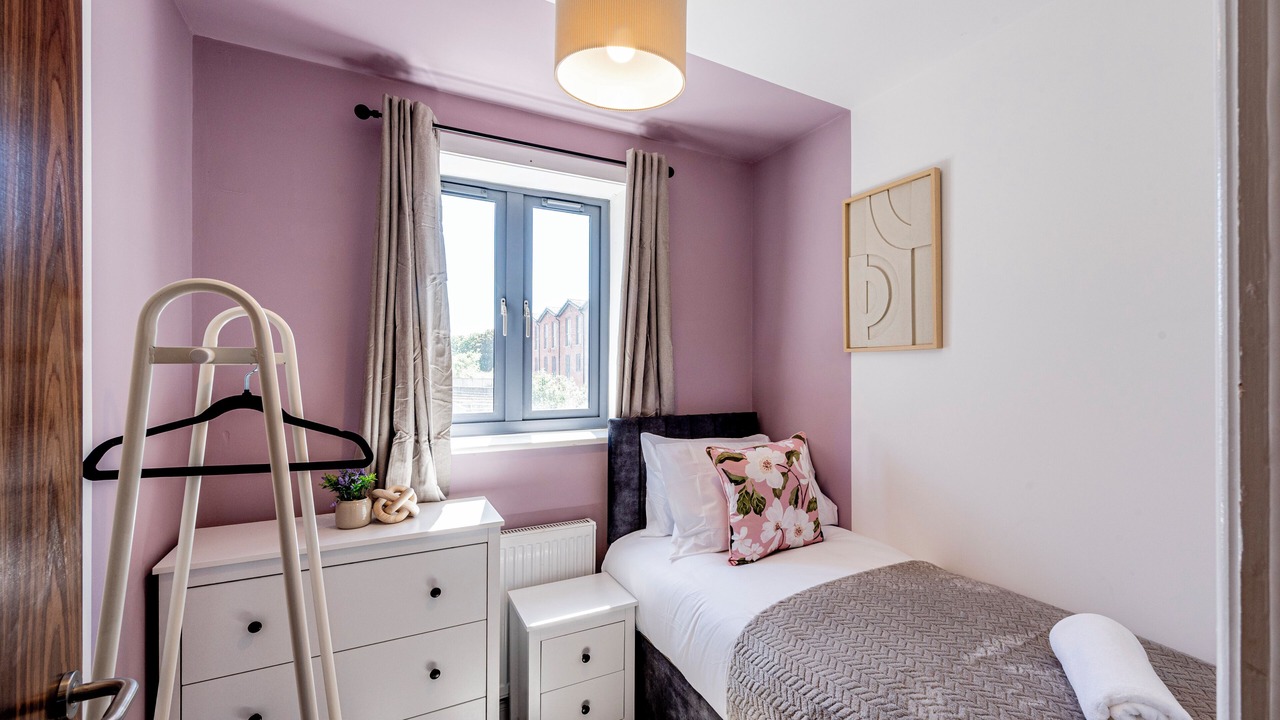 Photo of Bedroom in Failsworth
