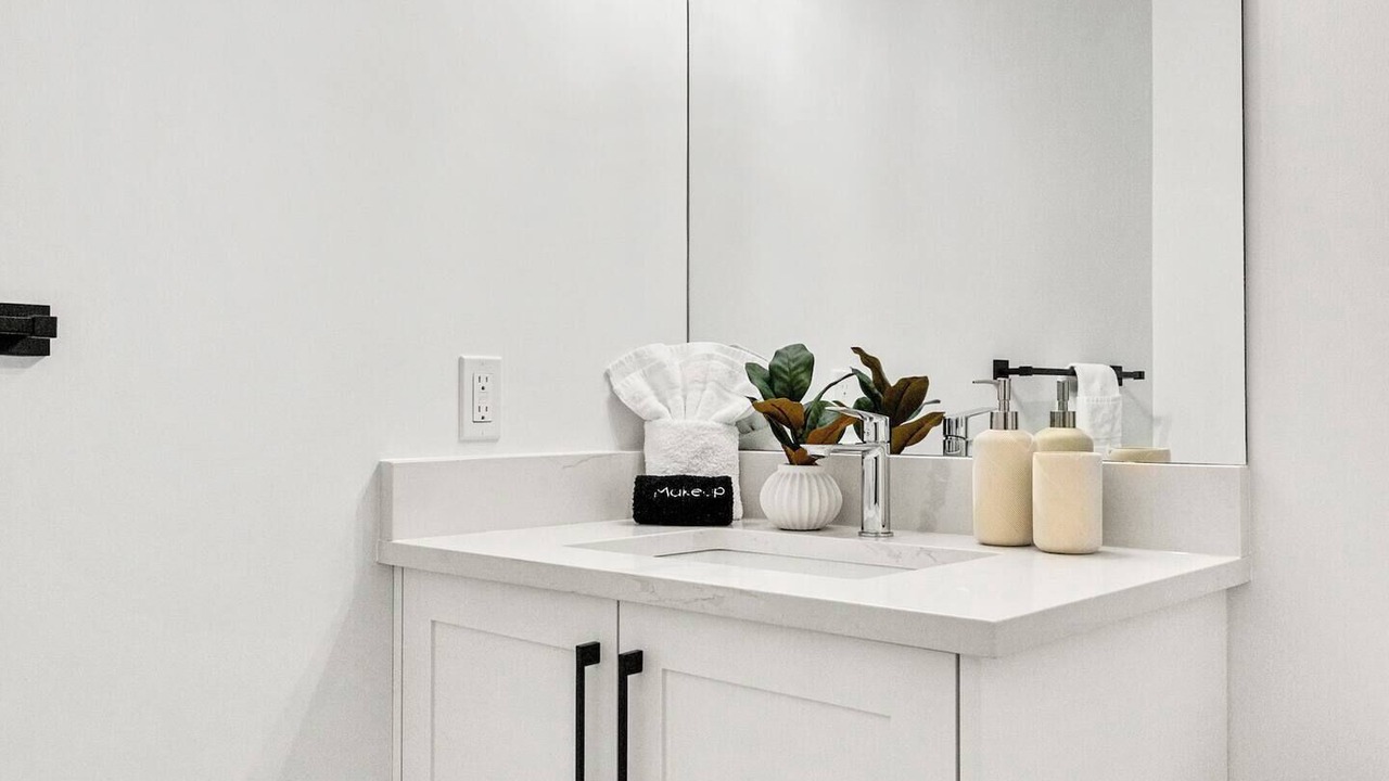 Photo of Bathroom in Sage Hill
