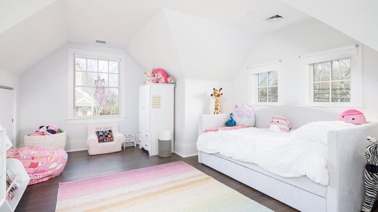 Photo of Bedroom in Mattituck