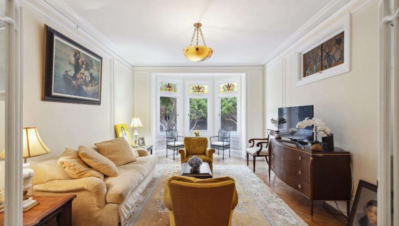 Photo of Livingroom in Downtown San Francisco