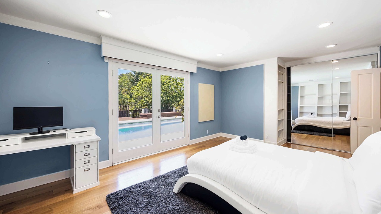 Photo of Bedroom in Beverly Hills
