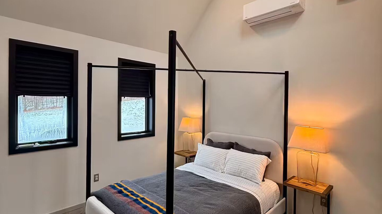 Photo of Bedroom in Jeffersonville