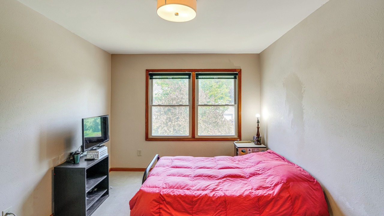 Photo of Bedroom in Guilderland Center