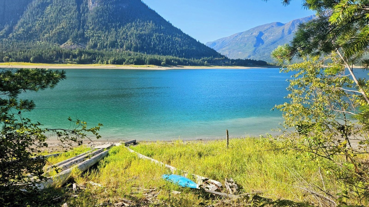 Photo of Others in Nakusp