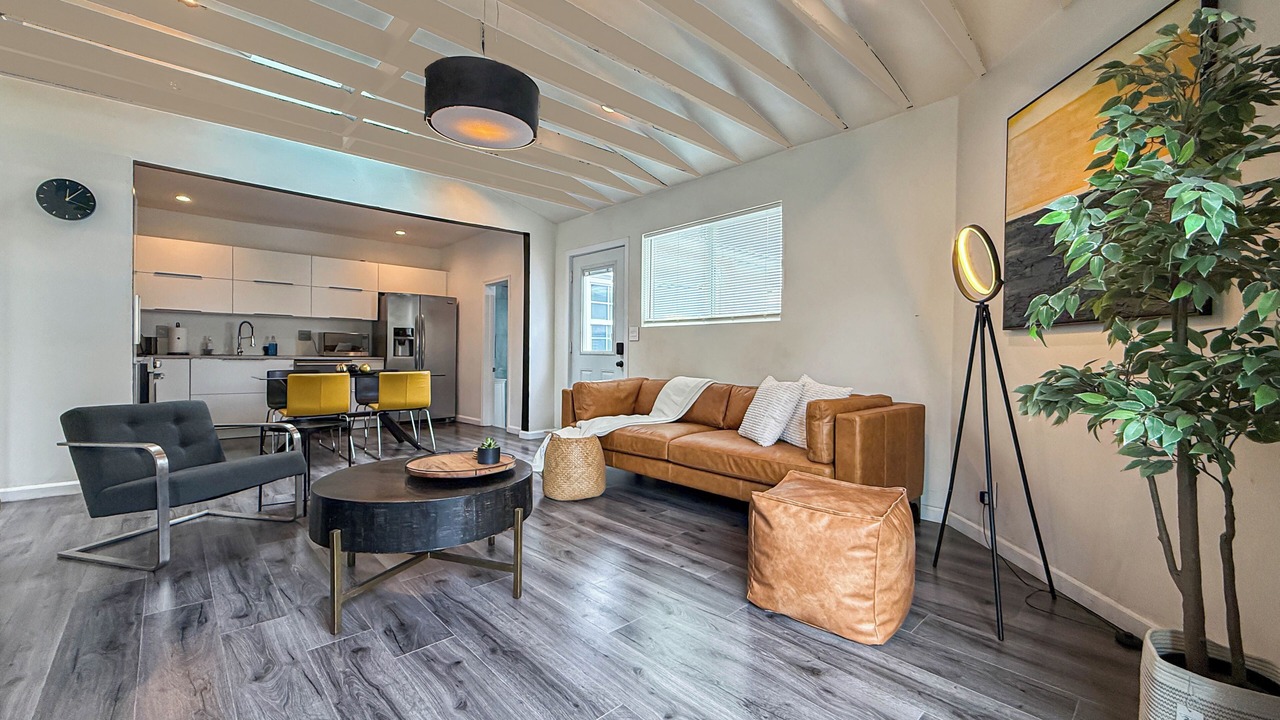 Photo of Livingroom in View Park-Windsor Hills