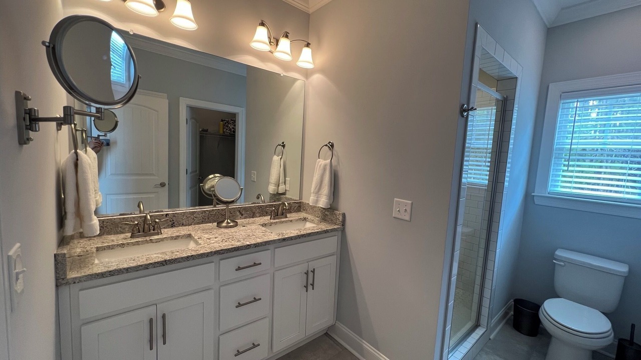 Photo of Bathroom in Collegedale