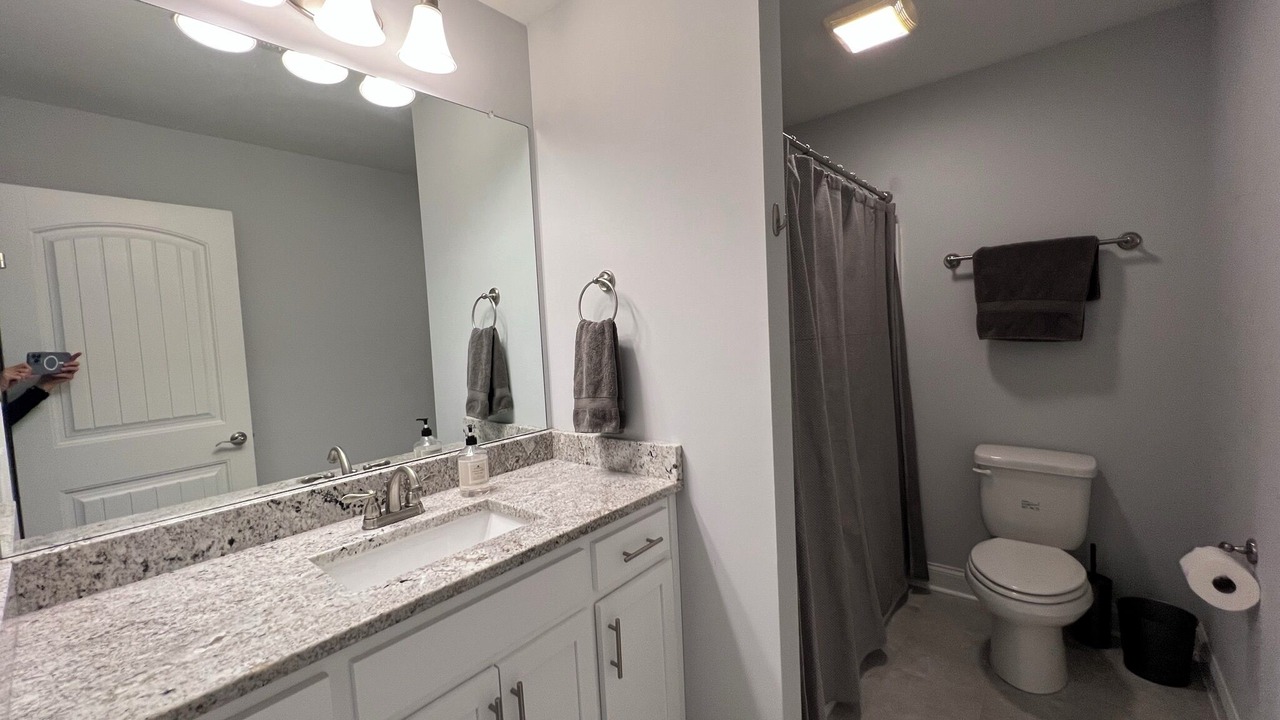 Photo of Bathroom in Collegedale