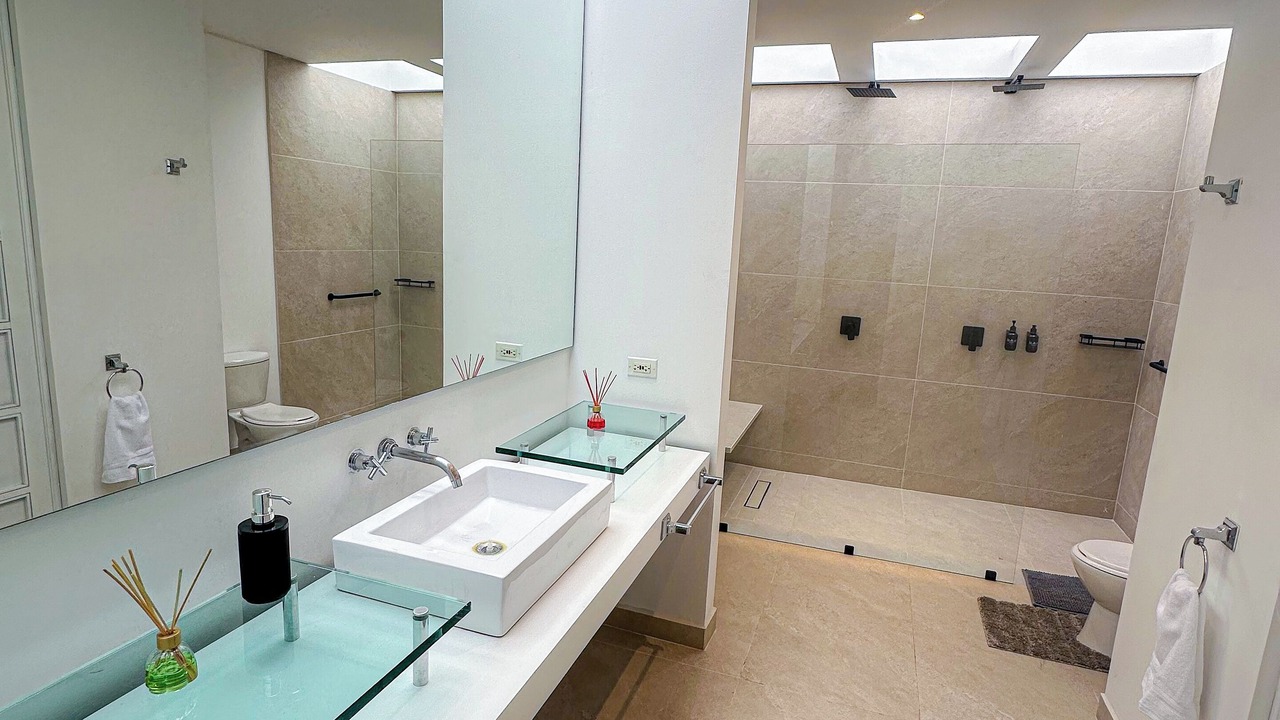 Photo of Bathroom in Chapinero