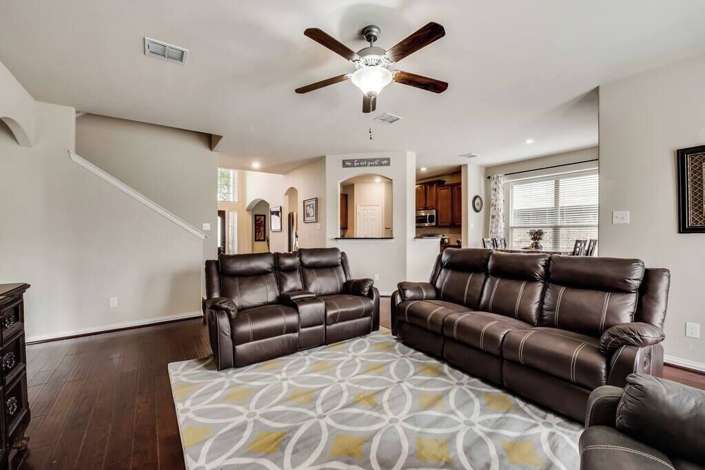 Photo of Livingroom in Keller