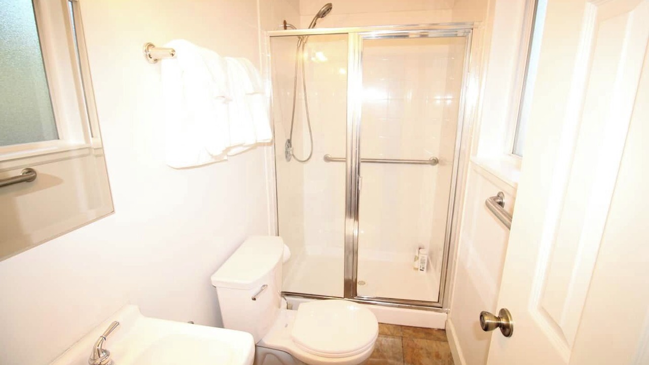 Photo of Bathroom in Mercer Island